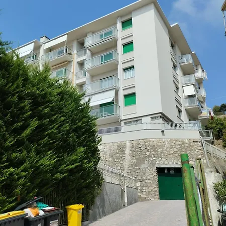 Two-room 300m From The Apartman Finale Ligure